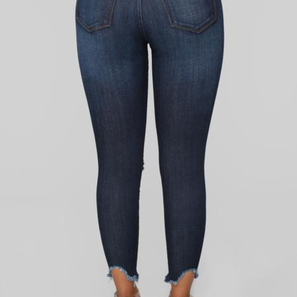 FASHION NOVA well played jeans NWT - Picture 3 of 3
